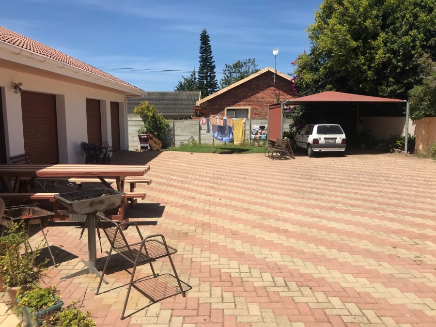 1 Bedroom Property for Sale in Rooi Rivier Rif Western Cape